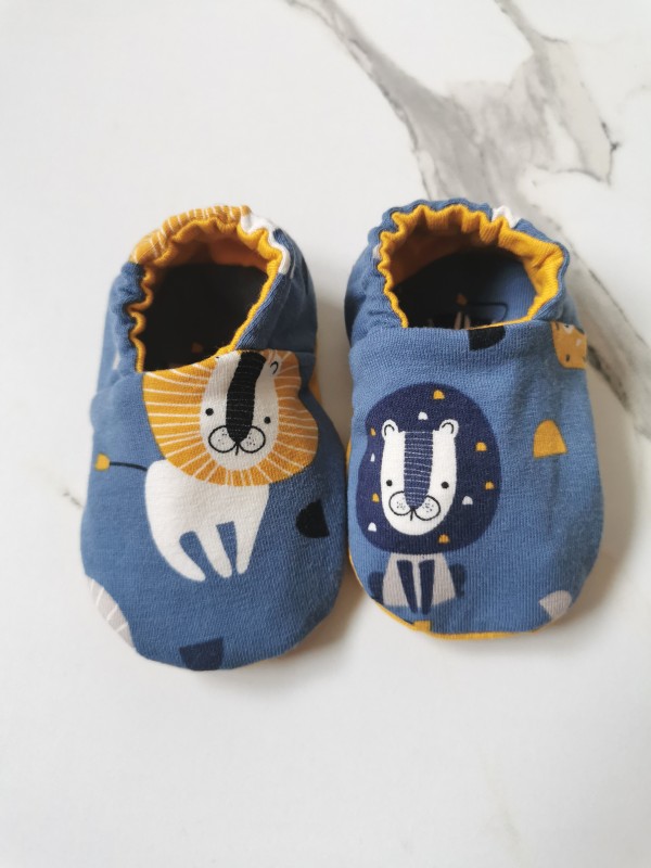 Chaussons de naissance réversibles