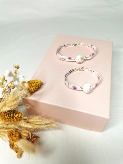 Lot bracelets fleurs roses